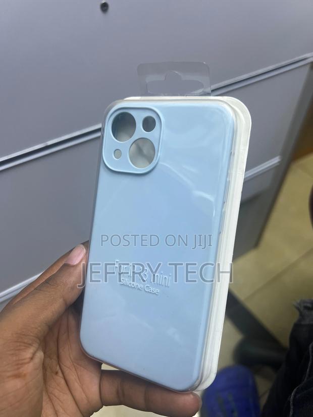 Dark Blue Silicon Case for iPhone 13 Mini - thumbnail 3