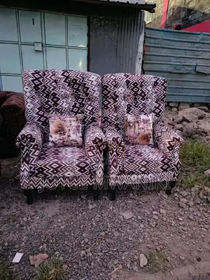 King Chair, Flowered 