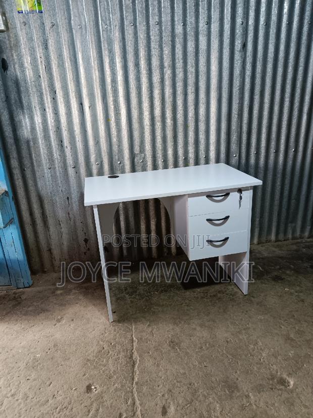 Manicure Table, White - thumbnail 3