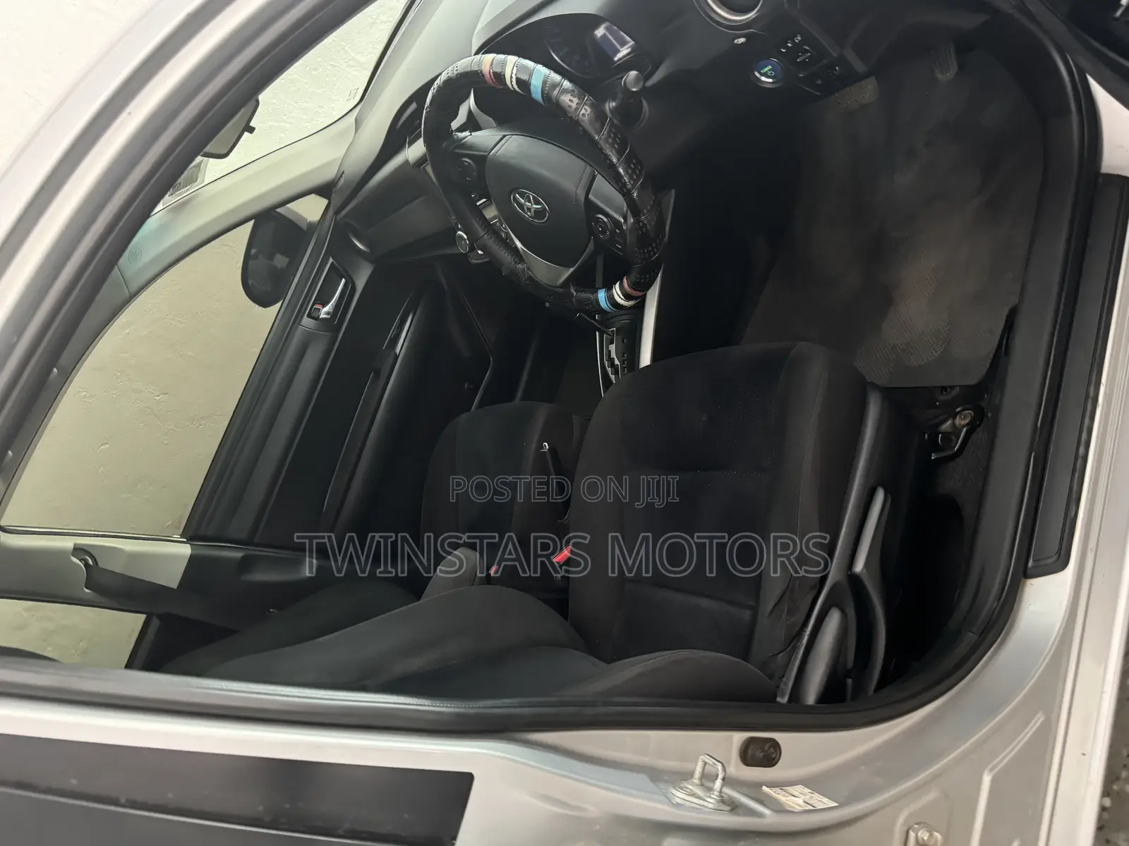 Toyota Corolla Fielder 2014 Silver