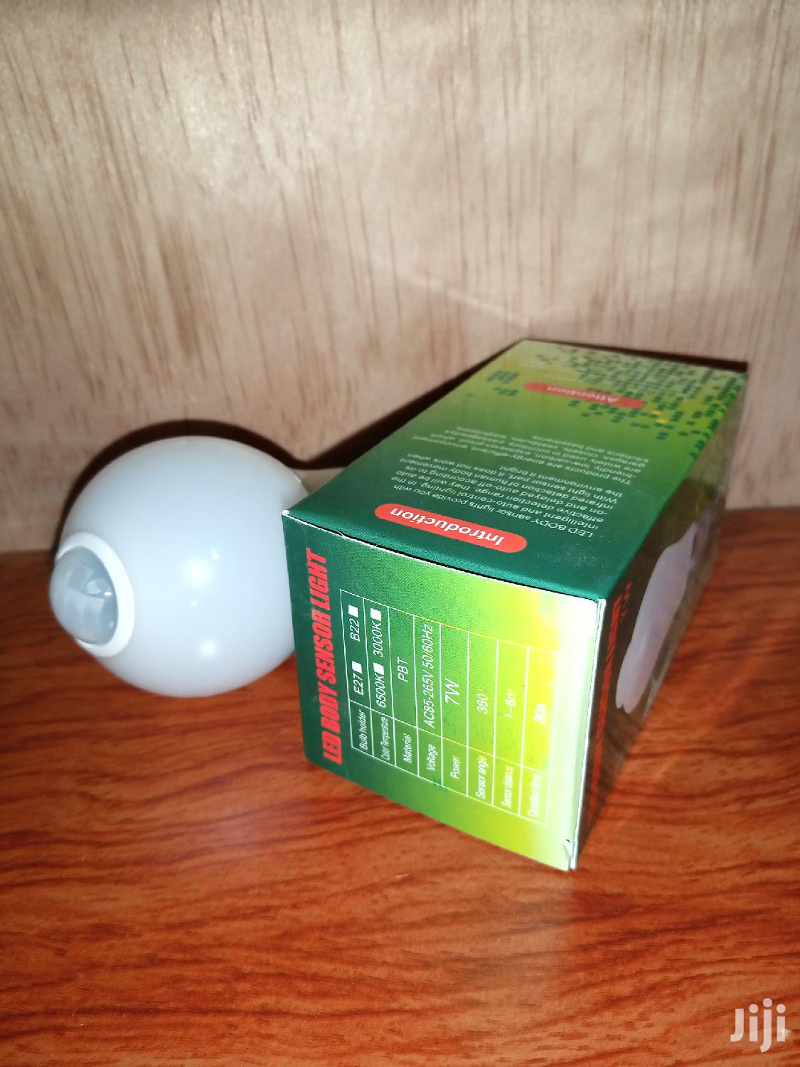Motion Sensing Bulbs, 7w, Sensor Bulbs