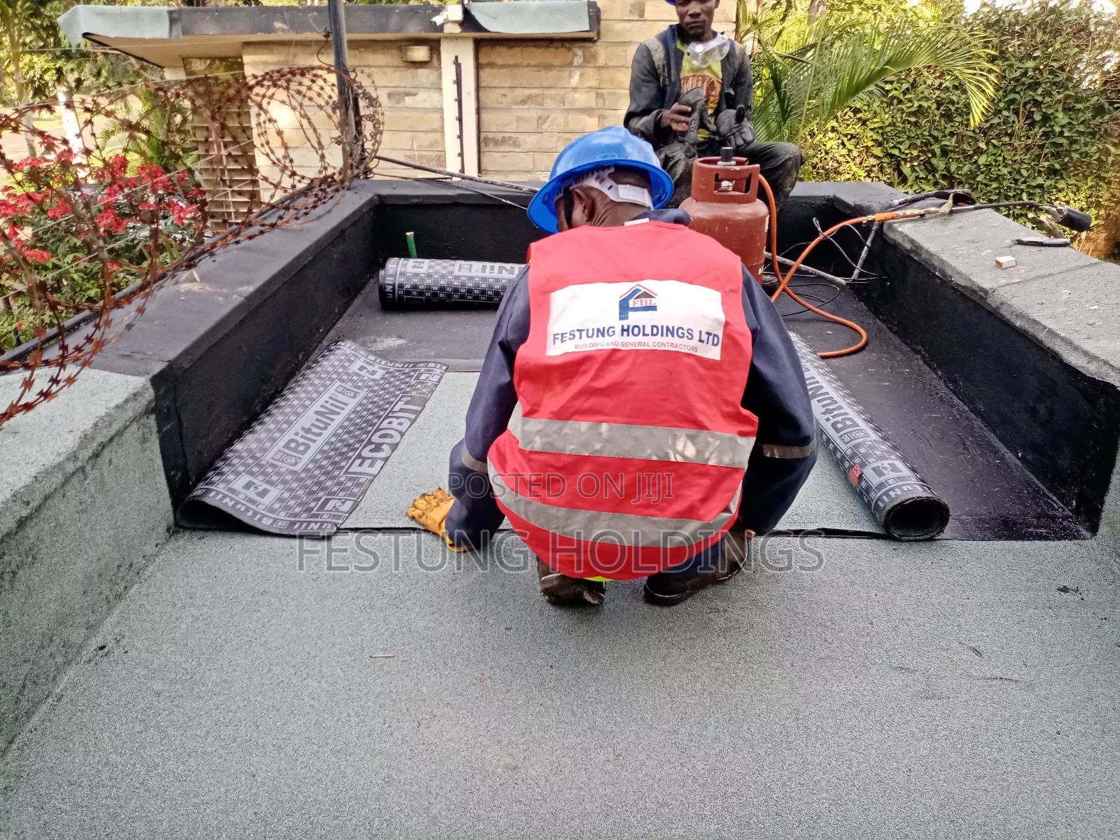 Flat Concrete Roofs Waterproof Services APP Membrane Laying