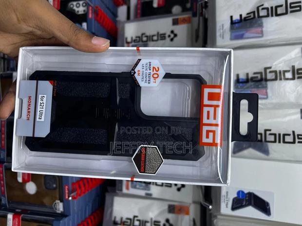 UAG Monarch Carbon Black Case -Samsung Galaxy S21 Ultra - thumbnail 3