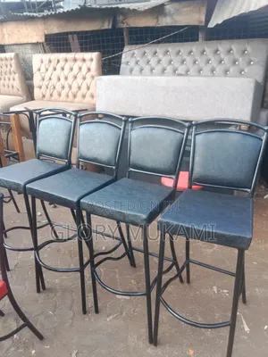 Restaurants and Bar High Chairs