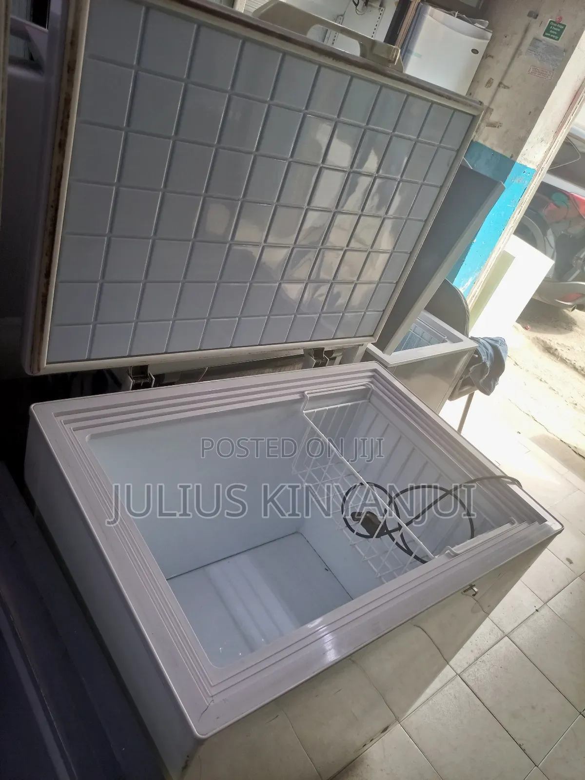 200L Chest Freezer