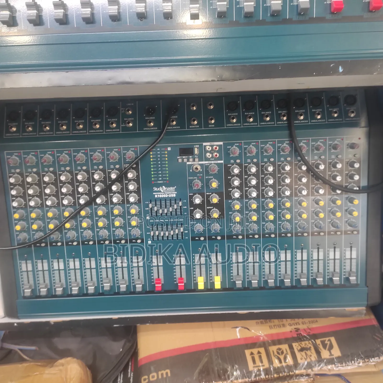 Powered Mixer 16channel