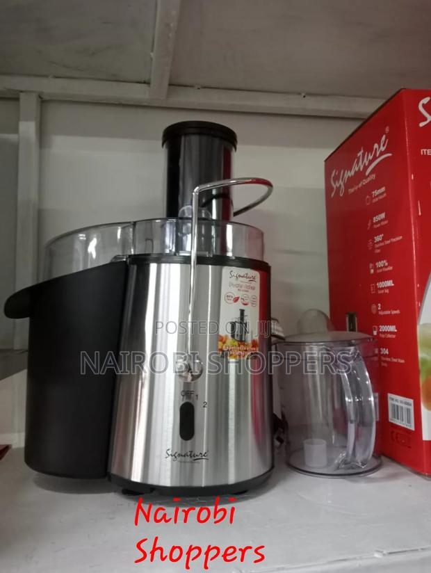 Signature Professional Juicer - main view