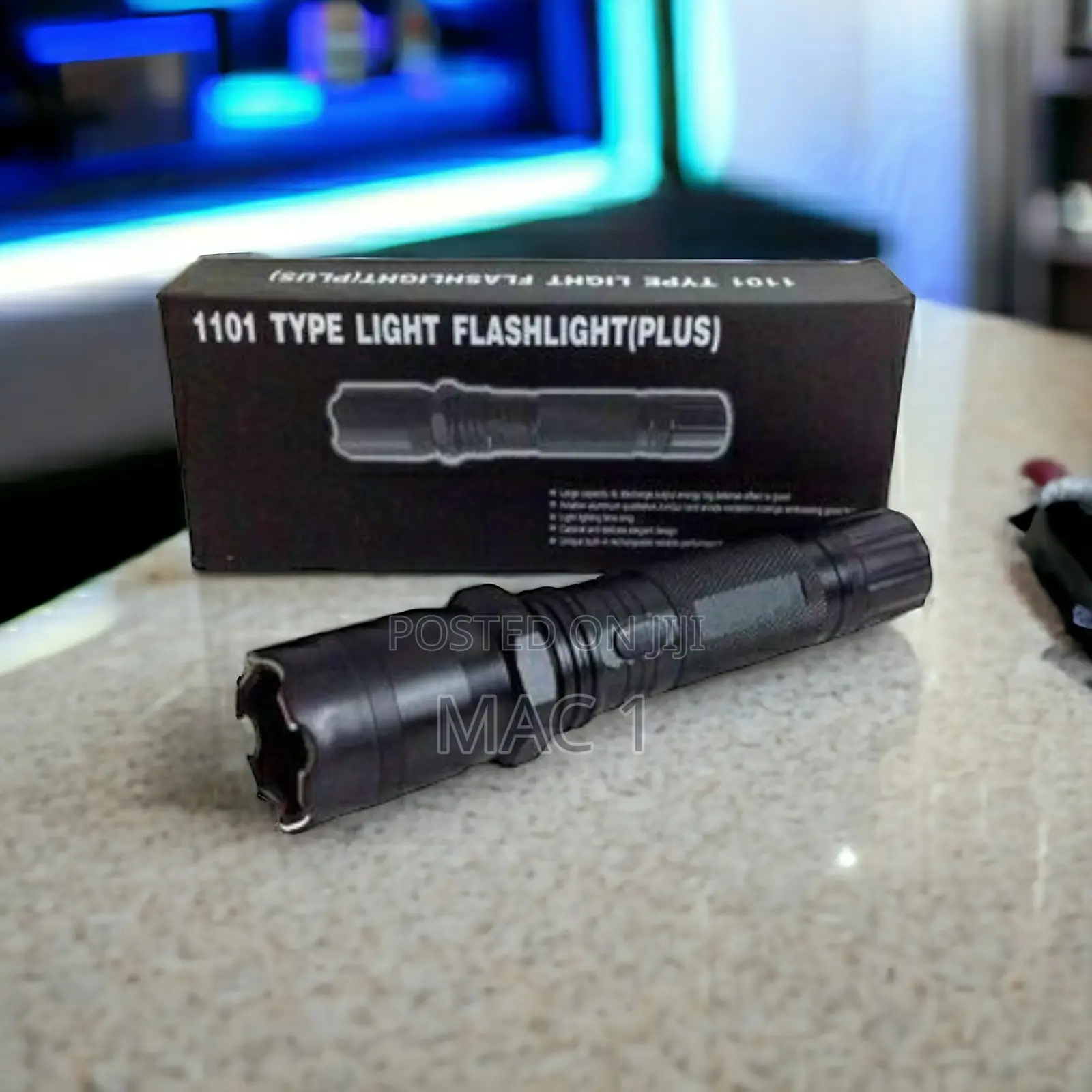 Metallic Brand New Flashlight 1101 Design