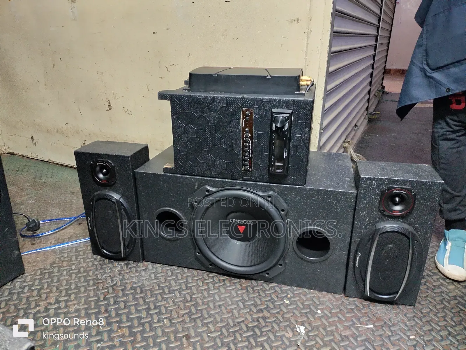 Home Ground Shaker With Car Audio.