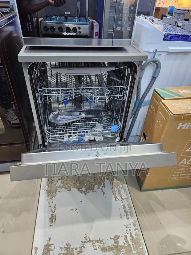 Hisense 13 Place HS622E90G Dish Washer - thumbnail 2