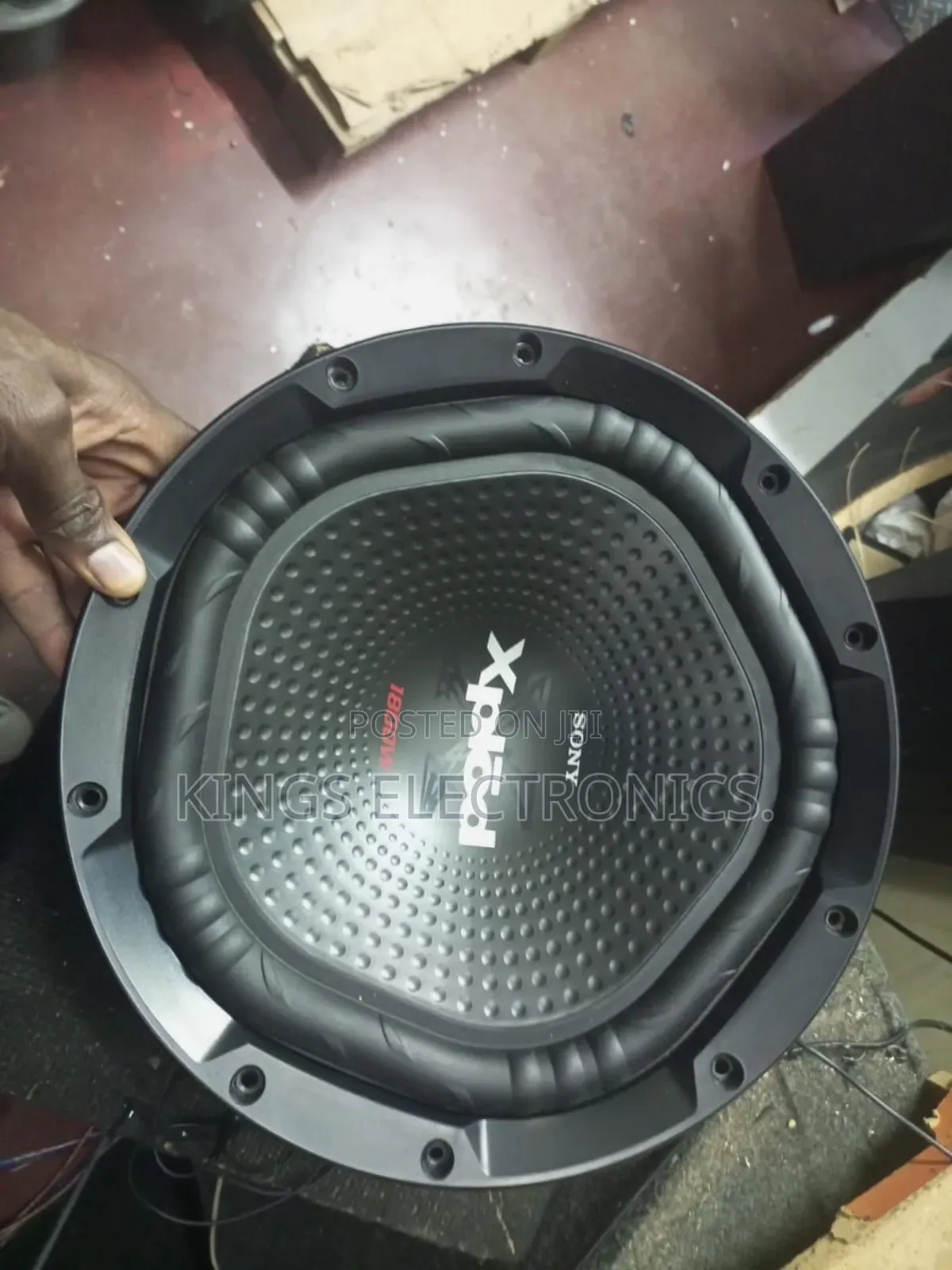 Sony Xplode 1800watts 12inches.