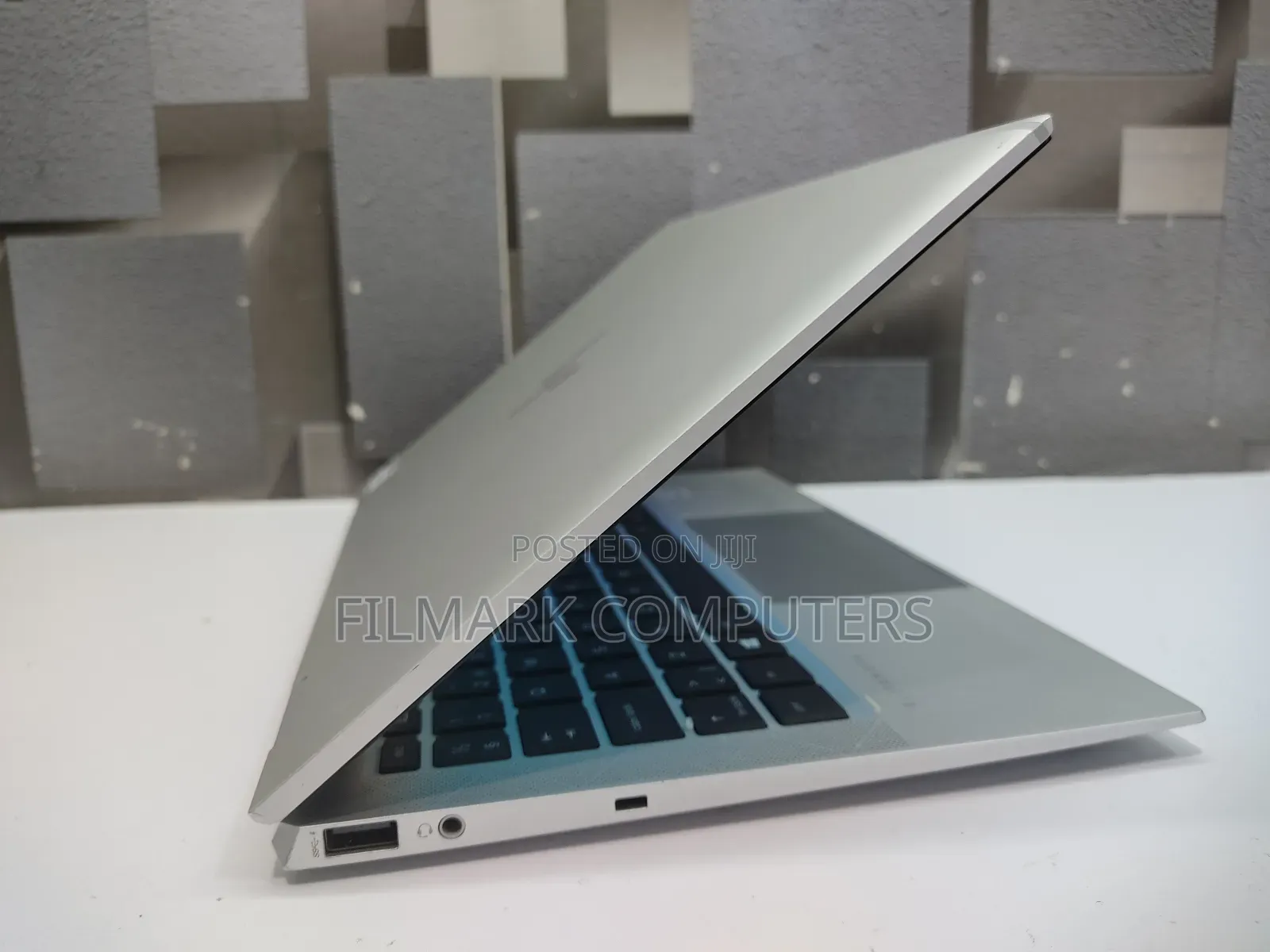 Laptop HP EliteBook x360 1030 G7 16GB Intel Core i7 SSD 512GB