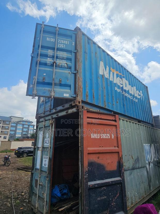 Grab Your 20ft DV Shipping Container Now!! - main view