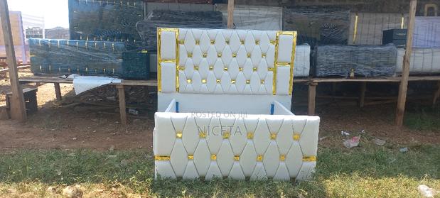 Chesterfield Bed 5by6
