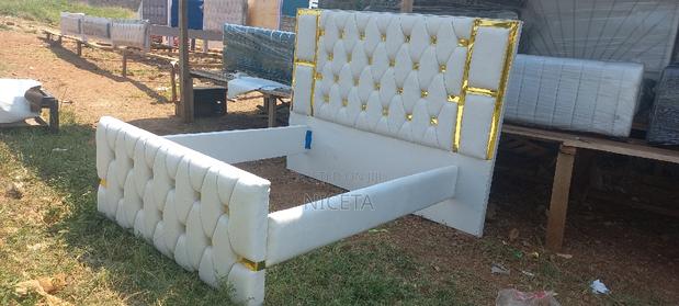 Chesterfield Bed 5by6