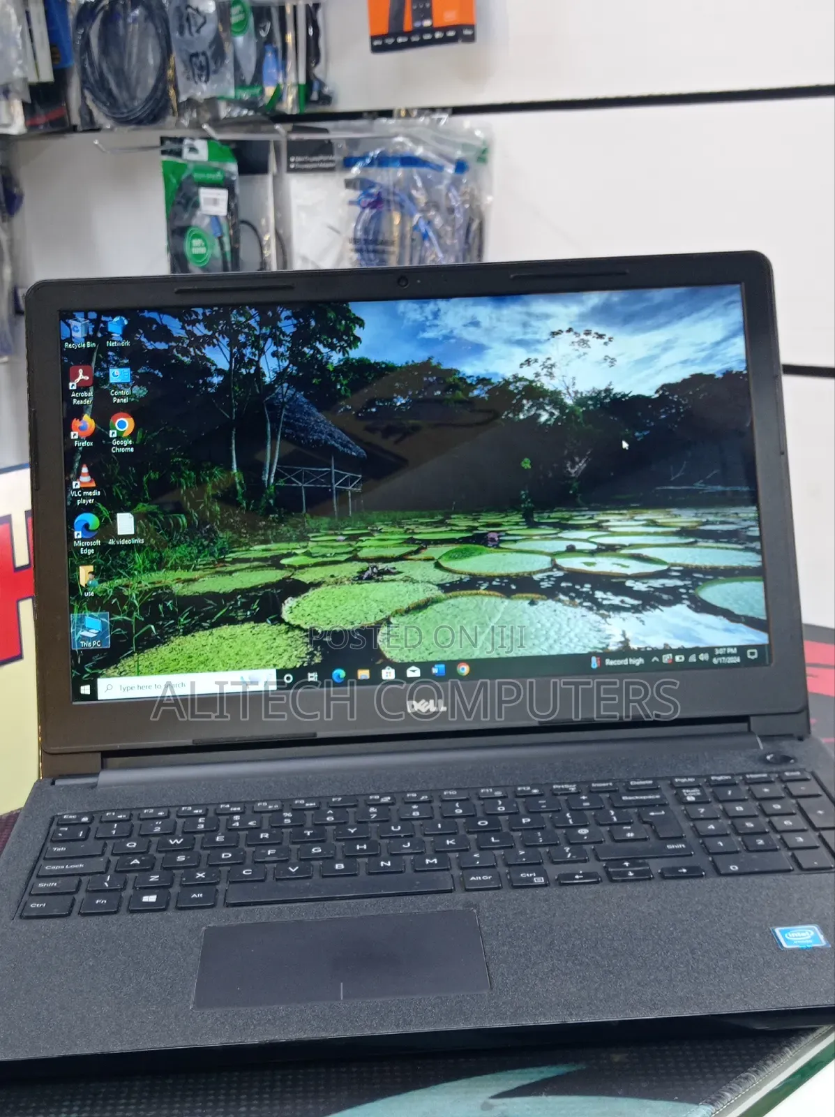 Laptop Dell Inspiron 15 3552 4GB Intel Celeron HDD 640GB