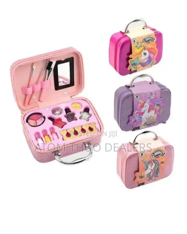 Kids Make Up Kit - main view