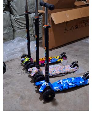 Graphite Scooter - thumbnail 2