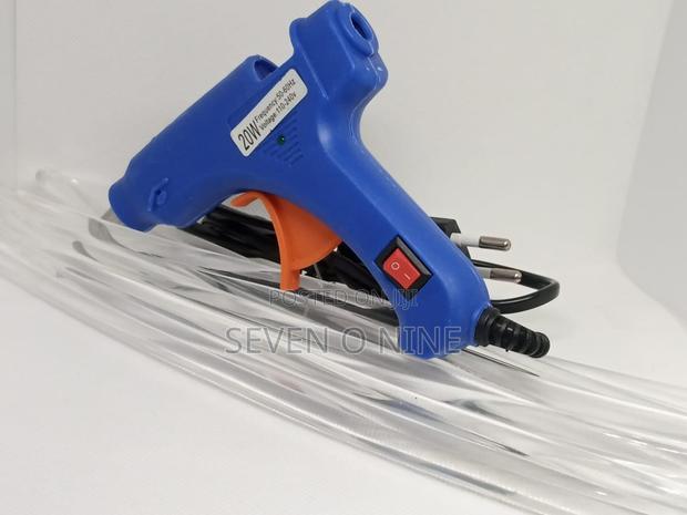 Hot Melt Glue Gun Plus 12 Melt Sticks