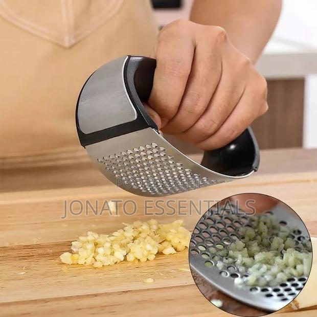 Garlic Press And Squeezer