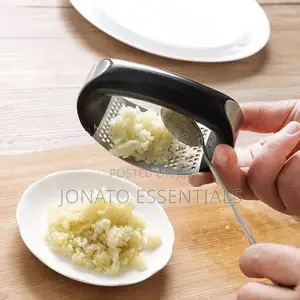 Stainless Steel Garlic Press Rocker and Garlic Crusher Squeezer