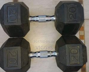 Good Quality 20kg Hexagonal Dumbbells - thumbnail 2