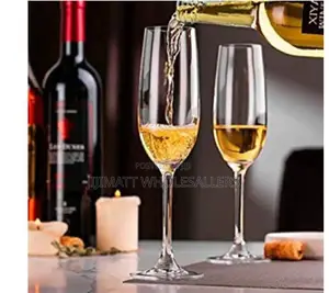 Set of 6 Quality and Classy Champagne Glasses ✓