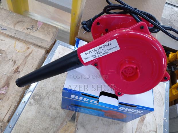 700w Electric Leaf Blower - thumbnail 3