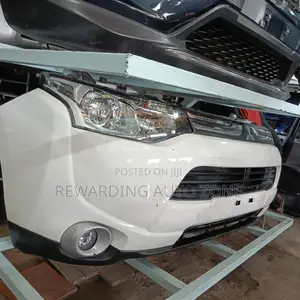 Mistubishi Outlander 2014.Nosecut.