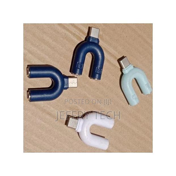 Type -C Male to 3.5mm 2 Female Audio Jack