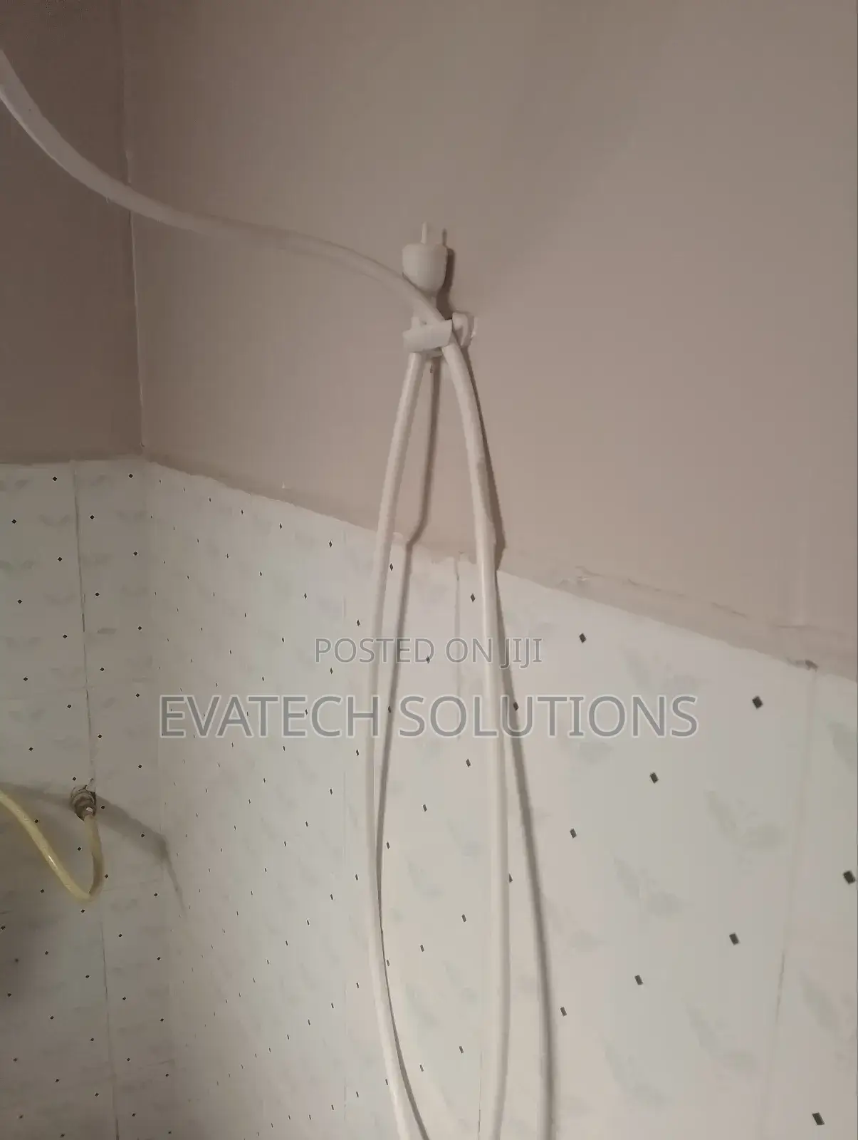 Electrical Technician: Sockets, Shower Heads, Lamps, DOL.