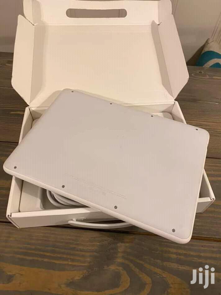 Laptop Apple MacBook 4GB Intel Core 2 Duo HDD 500GB