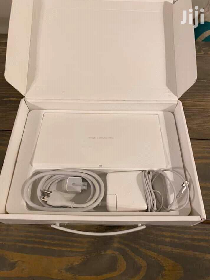 Laptop Apple MacBook 4GB Intel Core 2 Duo HDD 500GB