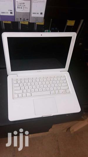 Laptop Apple MacBook 4GB Intel Core 2 Duo HDD 500GB