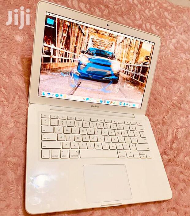 Laptop Apple MacBook 4GB Intel Core 2 Duo HDD 500GB