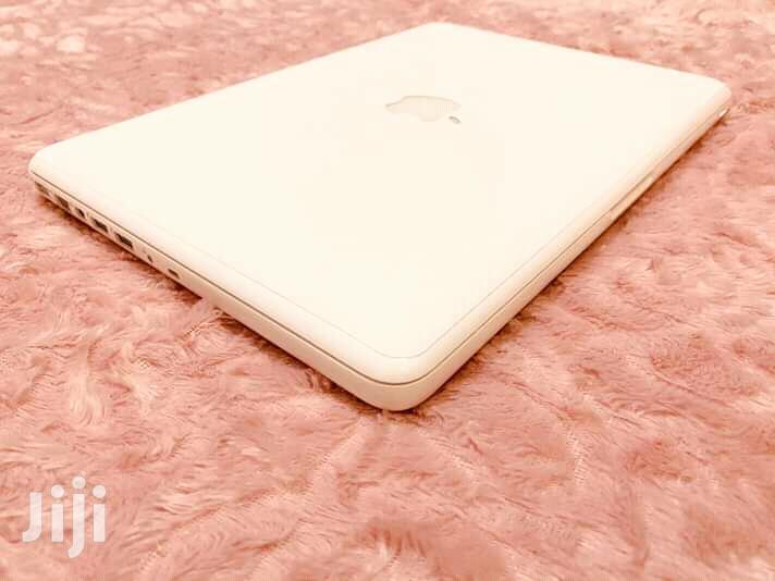 Laptop Apple MacBook 4GB Intel Core 2 Duo HDD 500GB