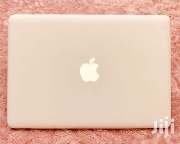 Laptop Apple MacBook 4GB Intel Core 2 Duo HDD 500GB - thumbnail 2