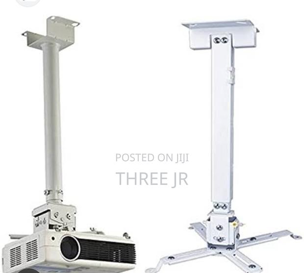 Great Mounts to Put Up Your Projector in Office, Home Etc - thumbnail 3