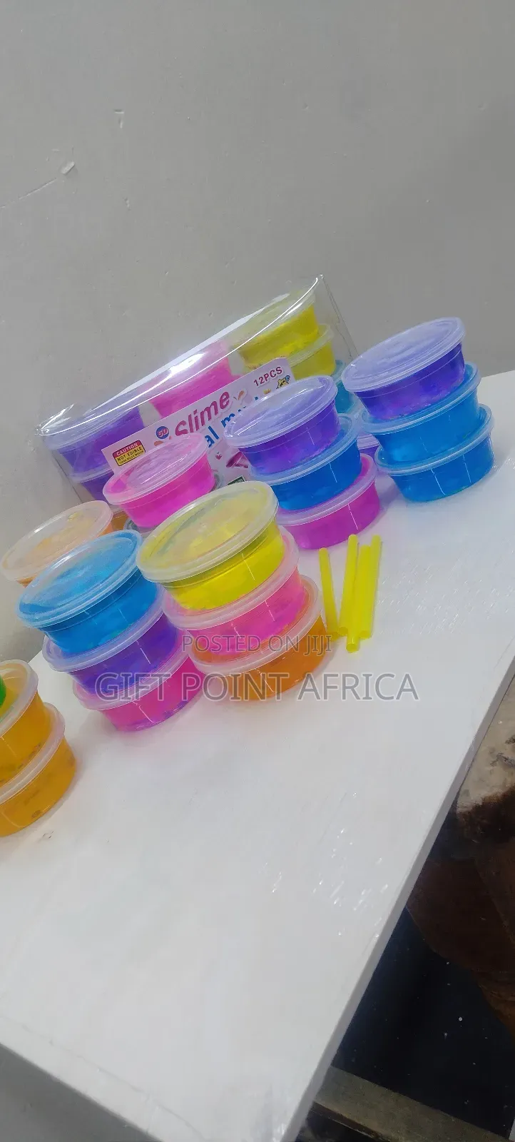 A Dozen of Slimes for Kids