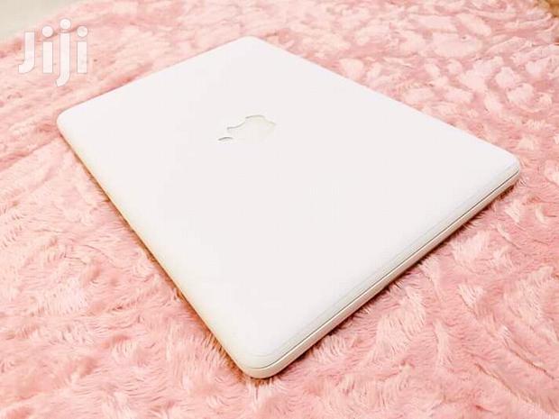 Laptop Apple MacBook 4GB Intel Core 2 Duo HDD 500GB - thumbnail 2