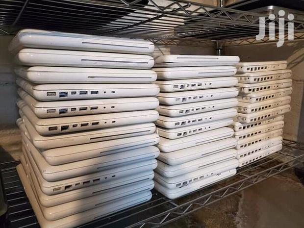 Laptop Apple MacBook 4GB Intel Core 2 Duo HDD 500GB - main view