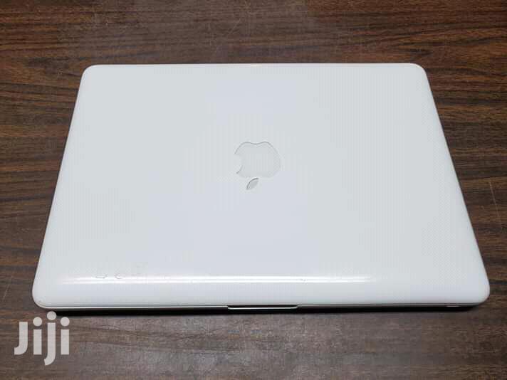 Laptop Apple MacBook 4GB Intel Core 2 Duo HDD 500GB