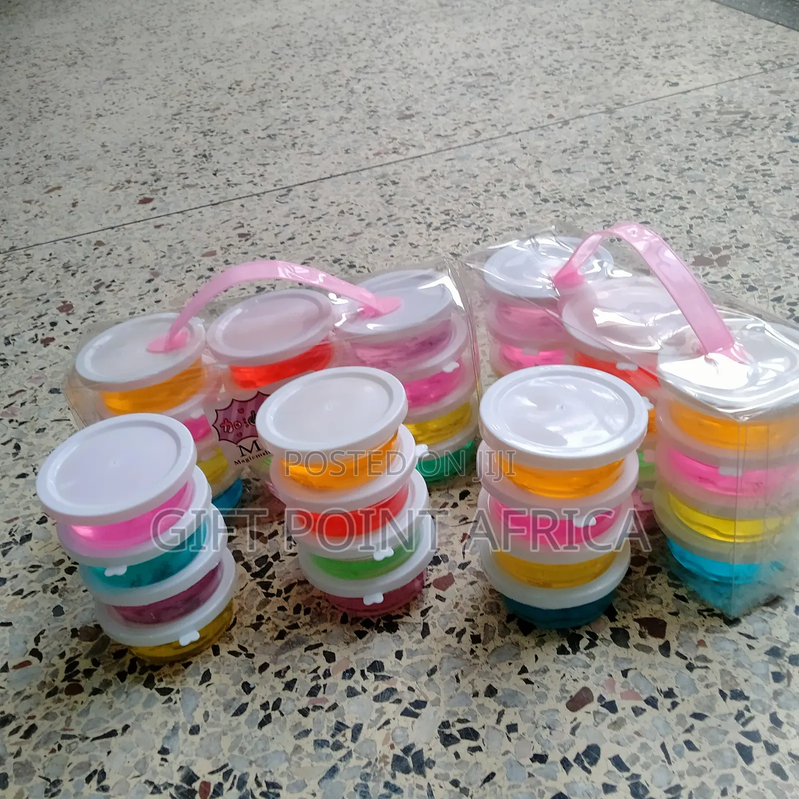 A Pack of 12 Pieces Slimes