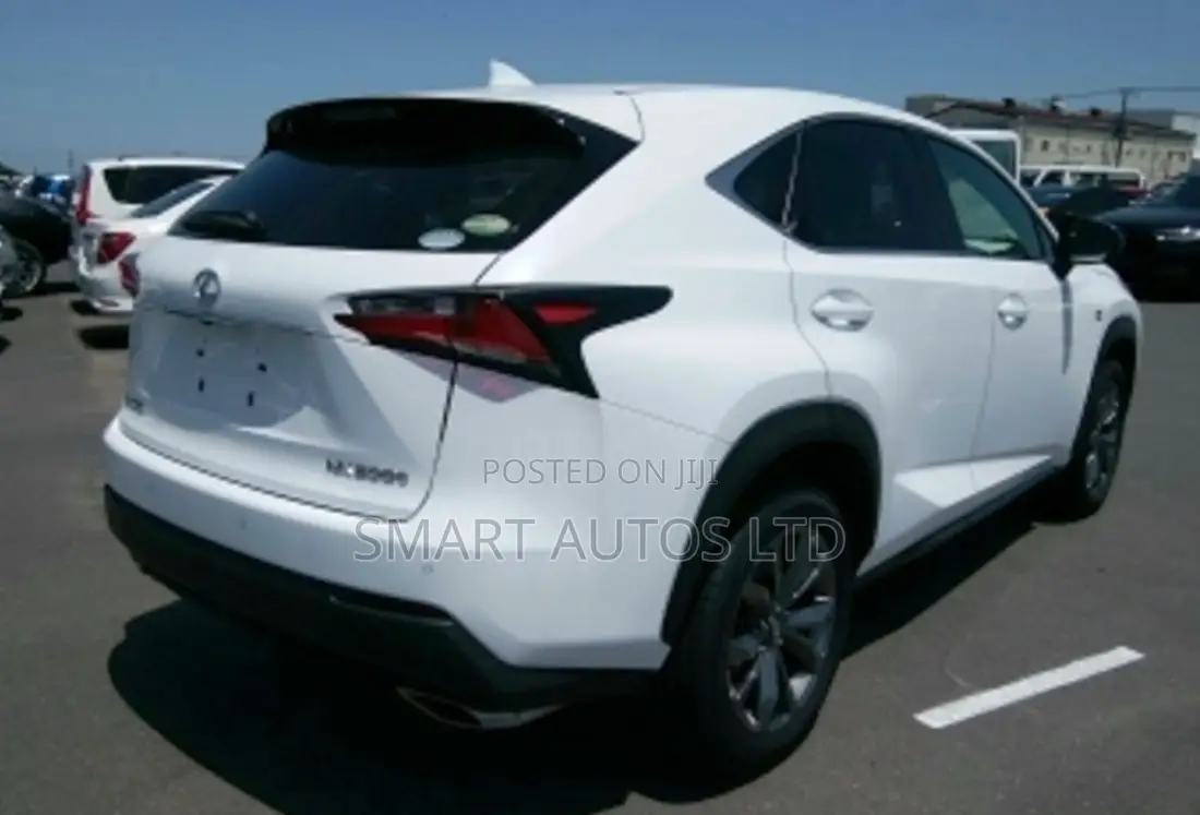 Lexus NX 200t FWD 2017 White