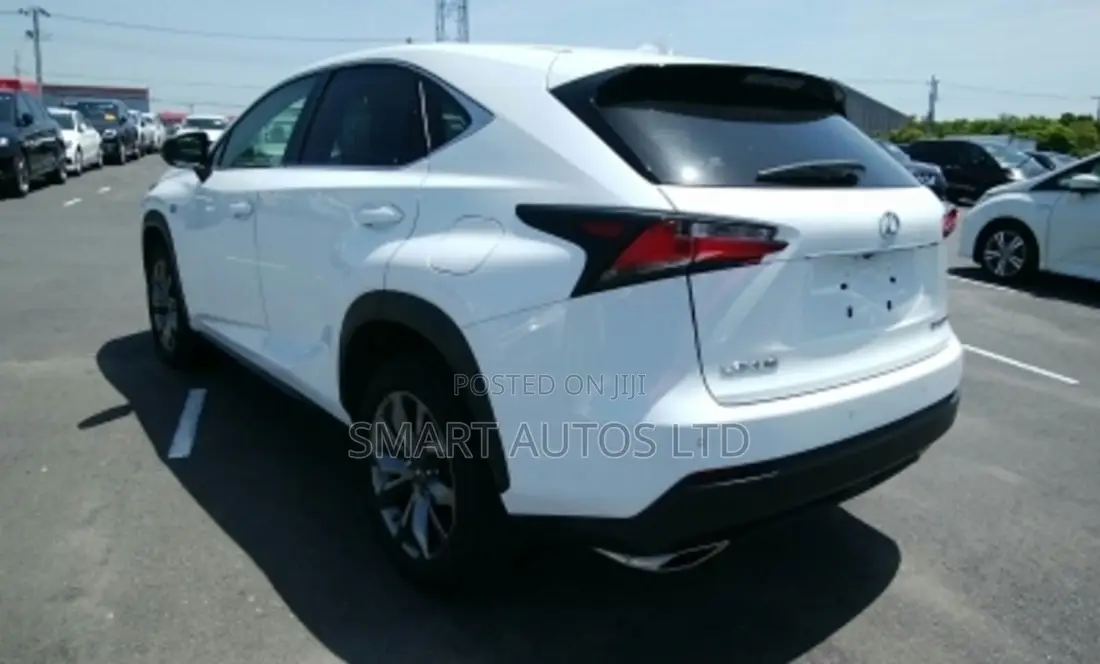 Lexus NX 200t FWD 2017 White