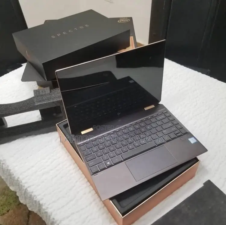 Laptop HP Spectra 13 16GB Intel Core i7 SSD 512GB