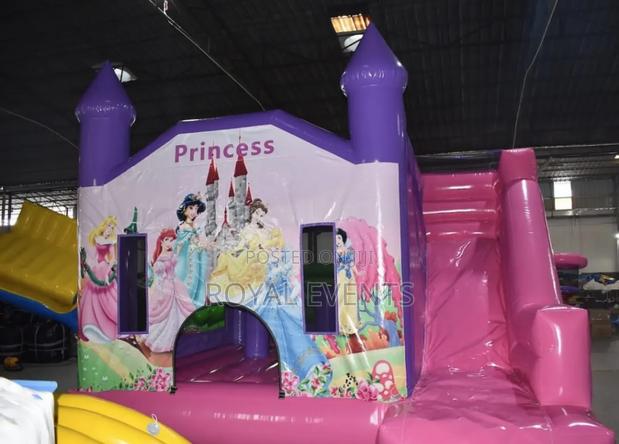 Bouncing Castles - thumbnail 3