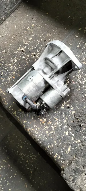 Isuzu DMAX Engine Starter