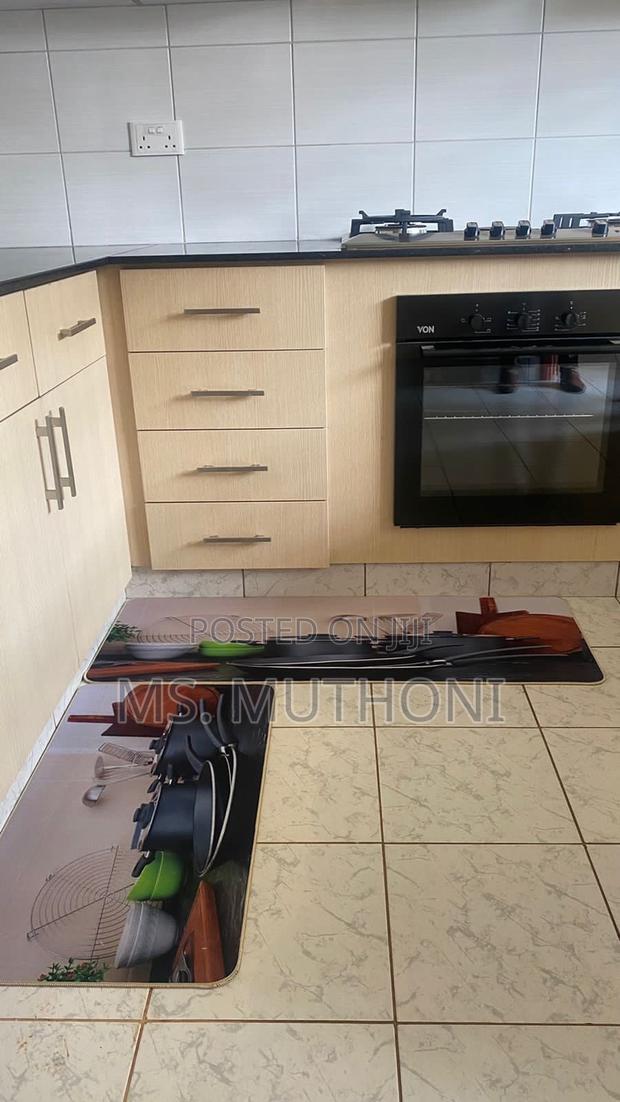 Available 2pcs Rubber Kitchen Mats* - thumbnail 4
