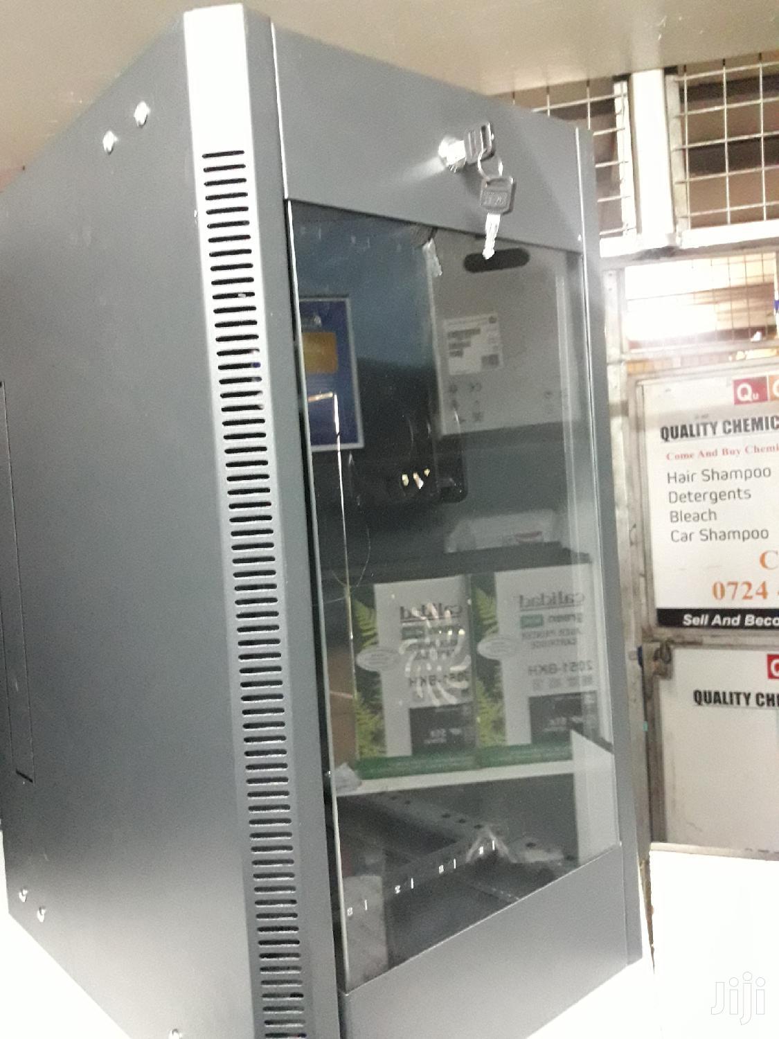 6u Cabinet